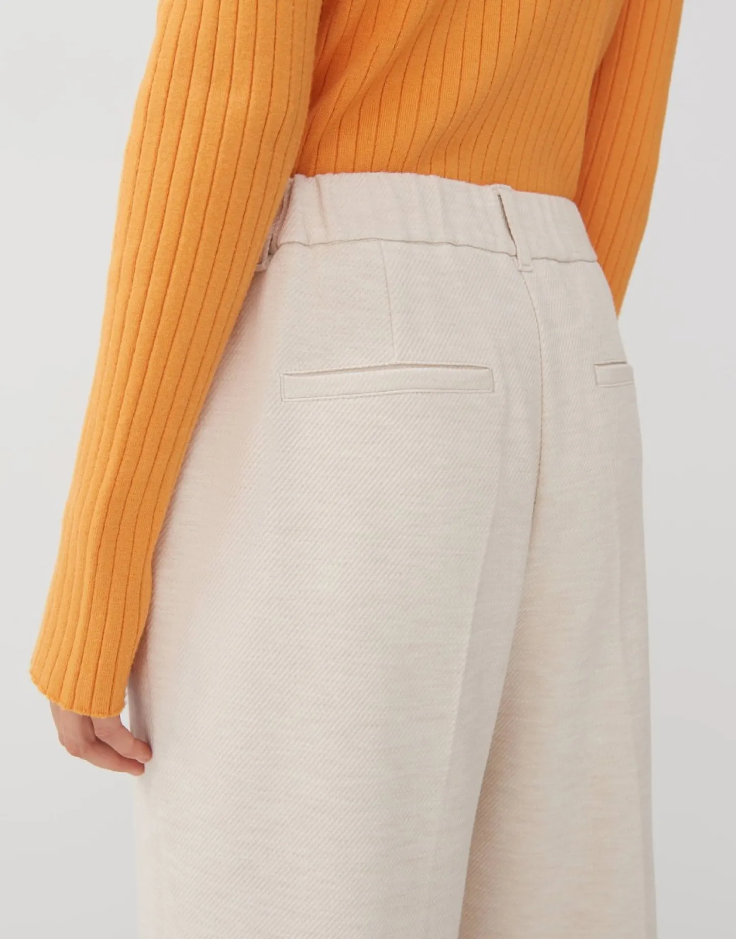 bandplooibroek_cisilia_so_1.webp Frau someday Fashion Broeken>Bandplooibroek Cisilia Soft