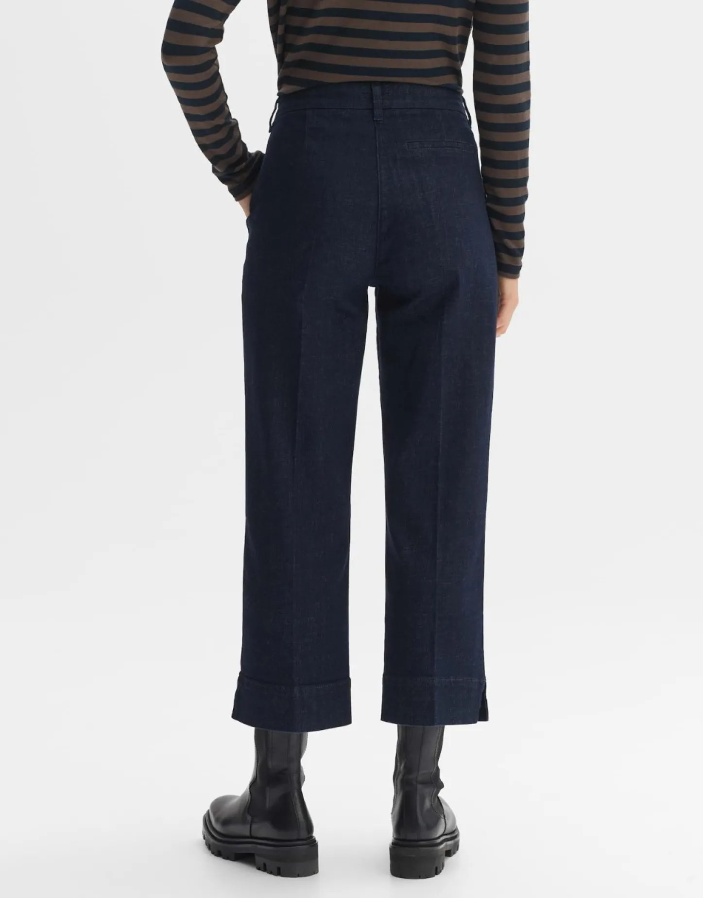 cropped_wide_jeans_mila_s_2.webp Frau someday Fashion Jeans>Cropped Wide Jeans Mila Slit Blue