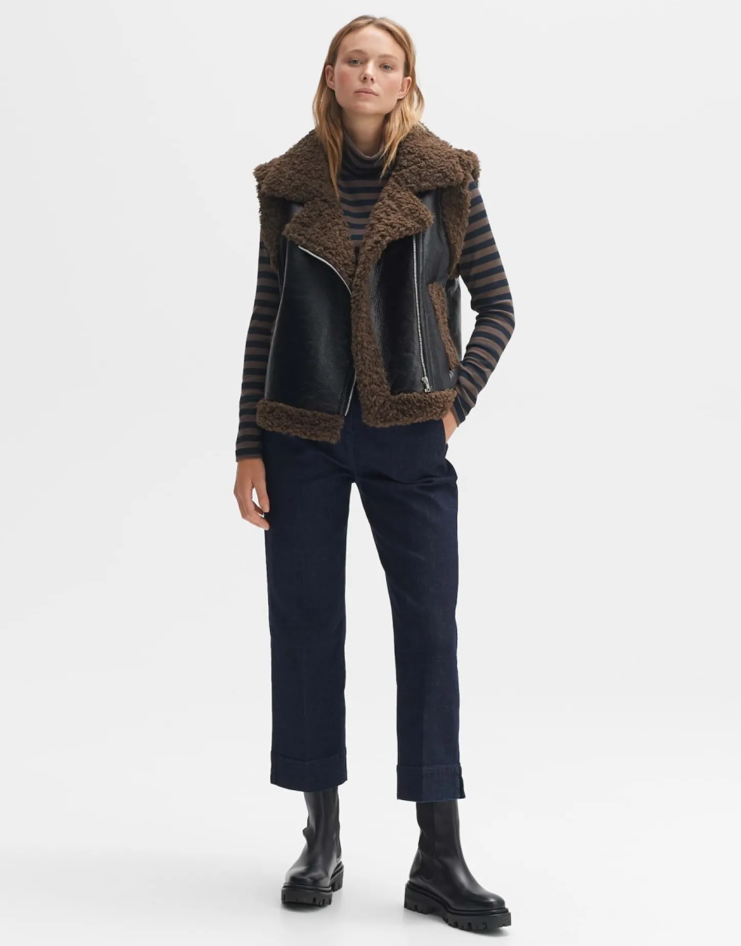 cropped_wide_jeans_mila_s_4.webp Frau someday Fashion Jeans>Cropped Wide Jeans Mila Slit Blue