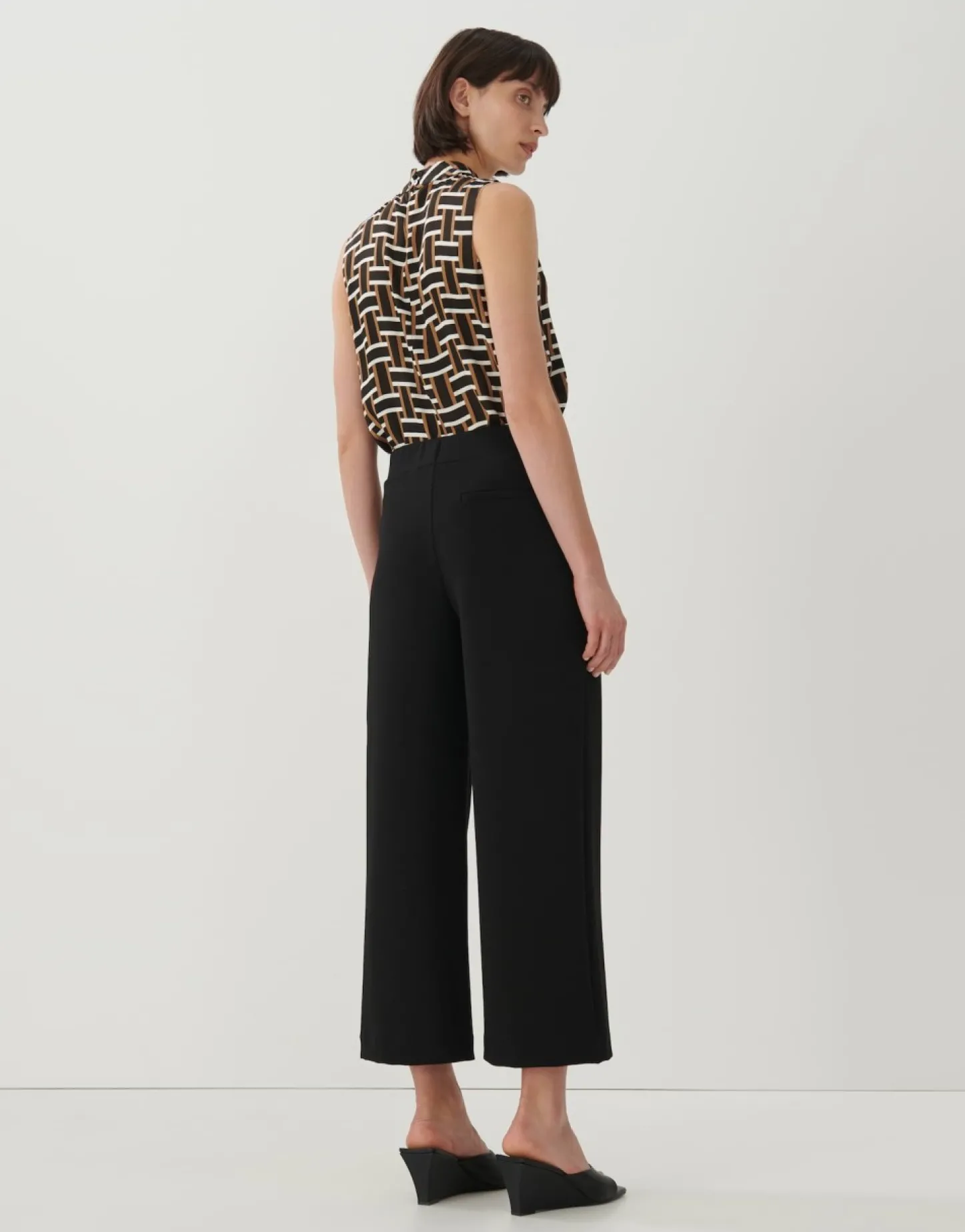 culotte_curilo_modern_2-1.webp Frau someday Fashion Broeken>Culotte Curilo Modern