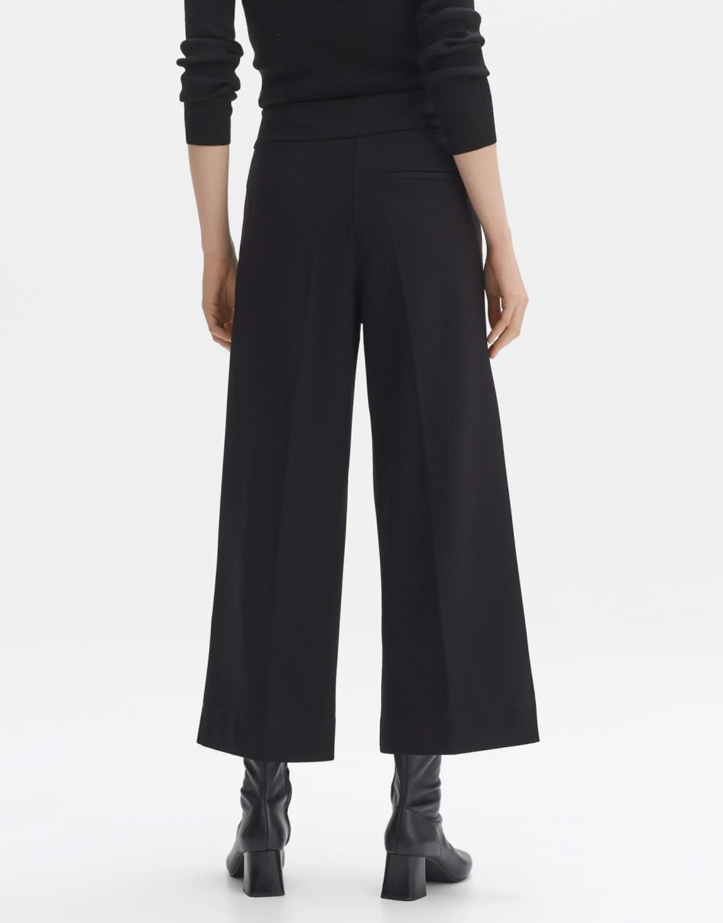 culotte_misha_city_2-1.webp Frau someday Fashion Broeken>Culotte Misha City