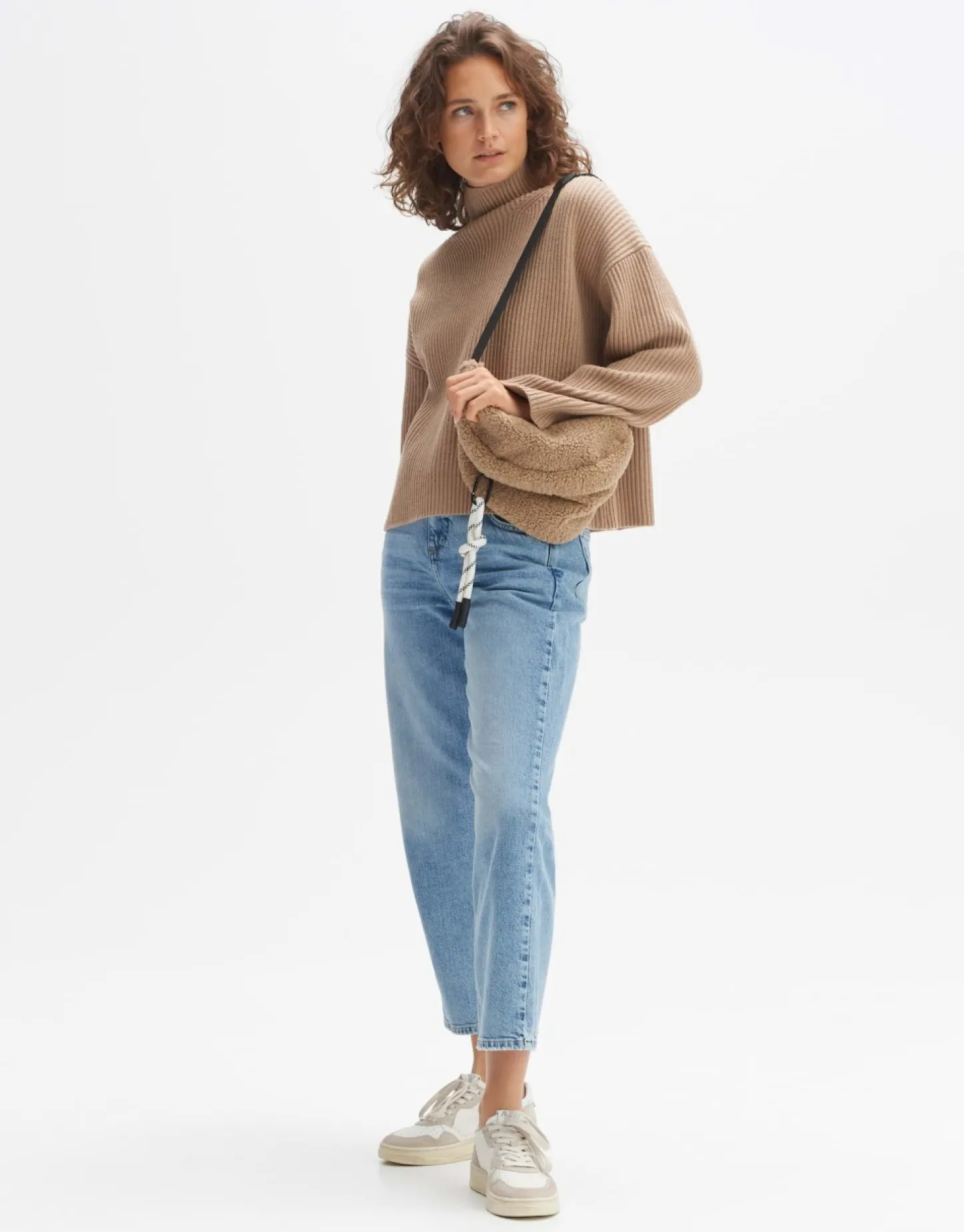 gebreide_trui_puco_4-1.webp Frau someday Fashion Gebreide Items>Gebreide Trui Puco