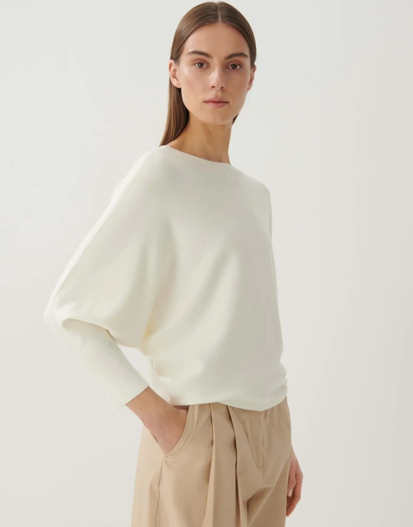 gebreide_trui_taliya_3-4.webp Frau someday Fashion Gebreide Items>Gebreide Trui Taliya