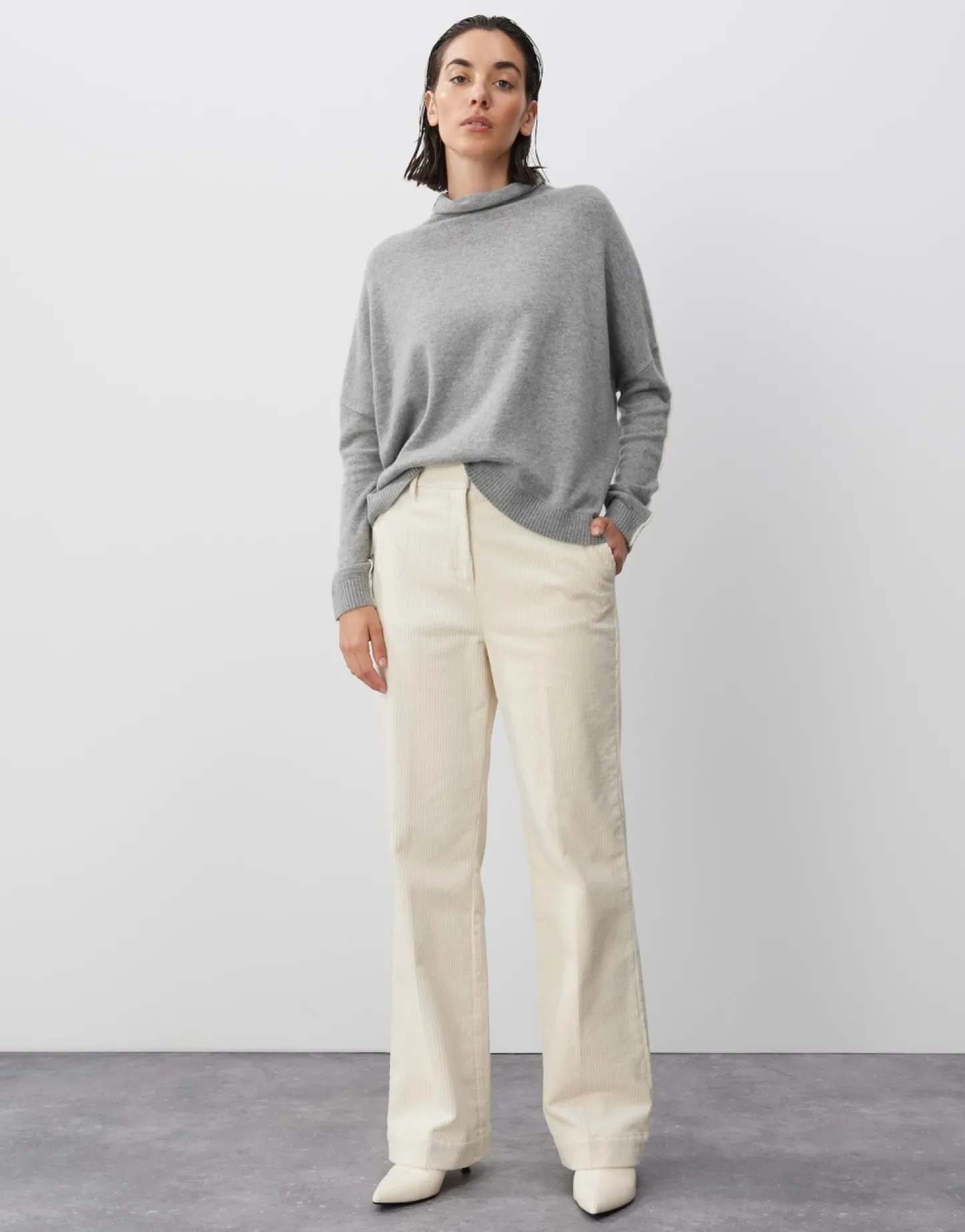 gebreide_trui_timani_5-1.webp Frau someday Fashion Gebreide Items>Gebreide Trui Timani