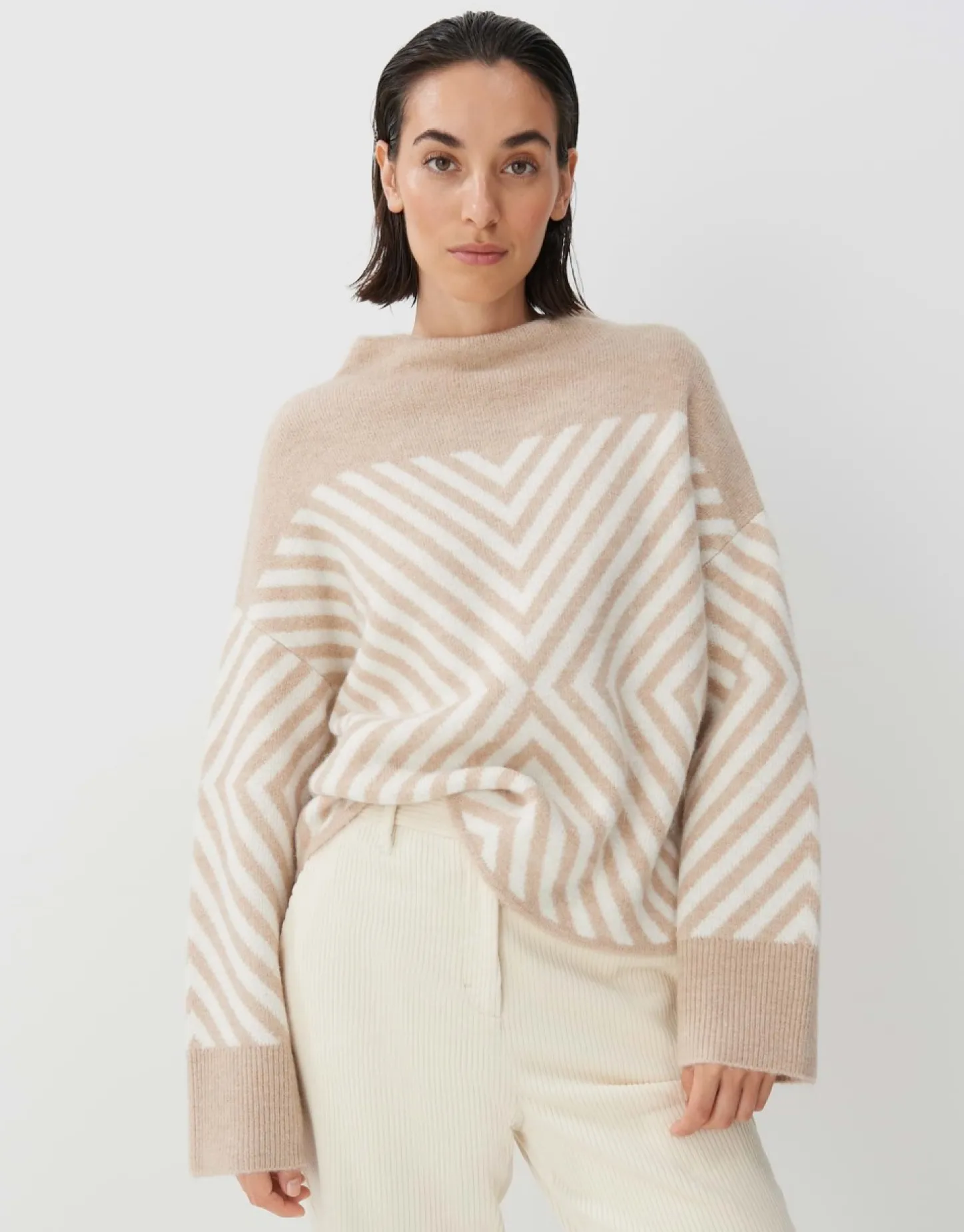 gebreide_trui_traci_0.webp Frau someday Fashion Gebreide Items>Gebreide Trui Traci