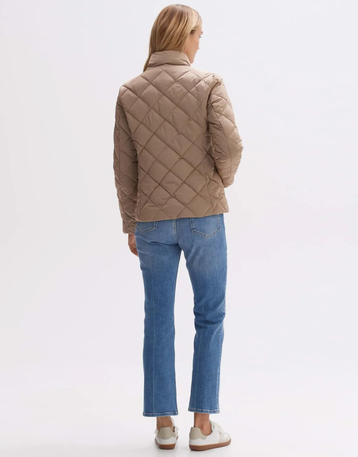 gewatteerd_jas_holisha_2-1.webp Frau someday Fashion Outdoor>Gewatteerd Jas Holisha