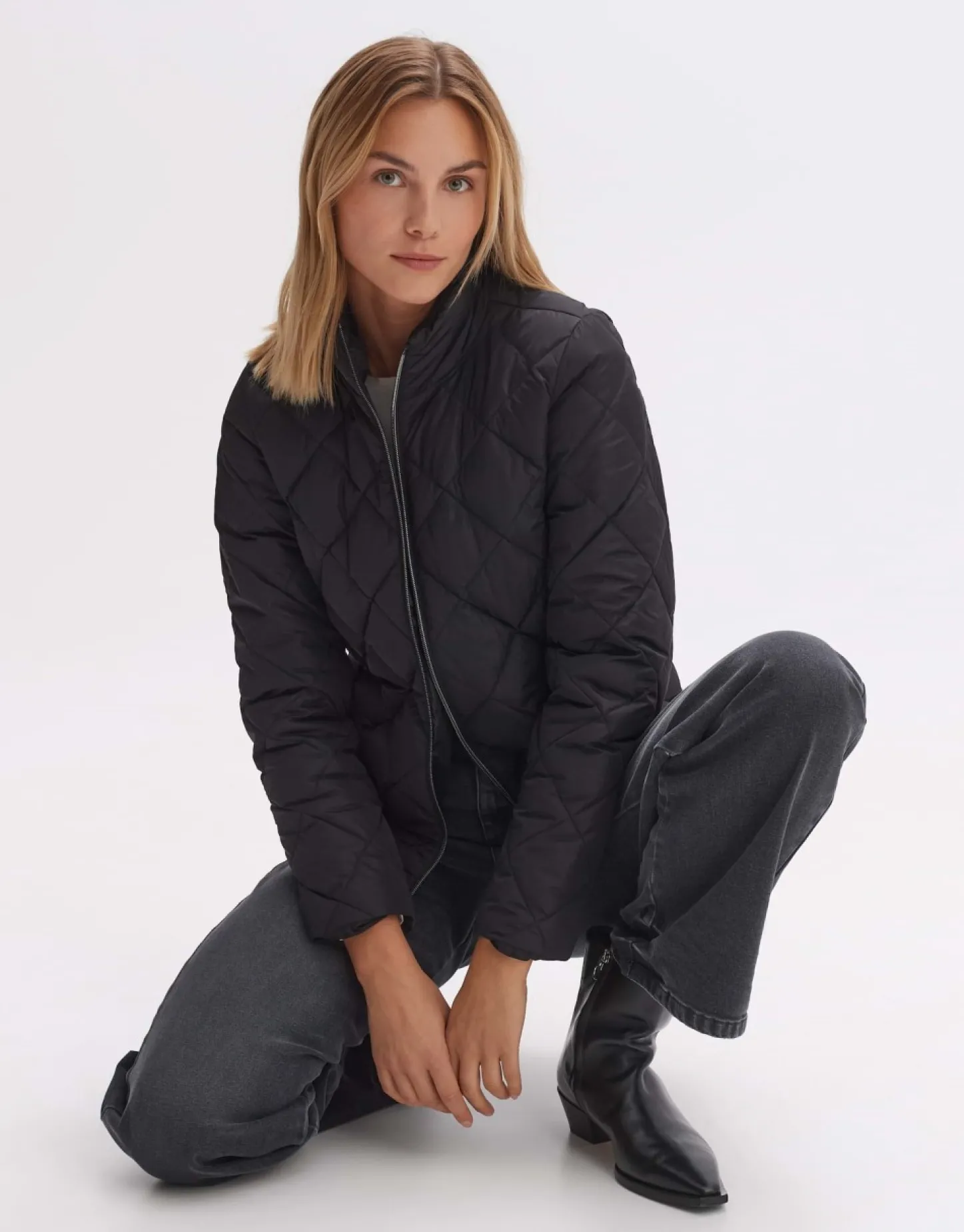 gewatteerd_jas_holisha_6-2.webp Frau someday Fashion Outdoor>Gewatteerd Jas Holisha