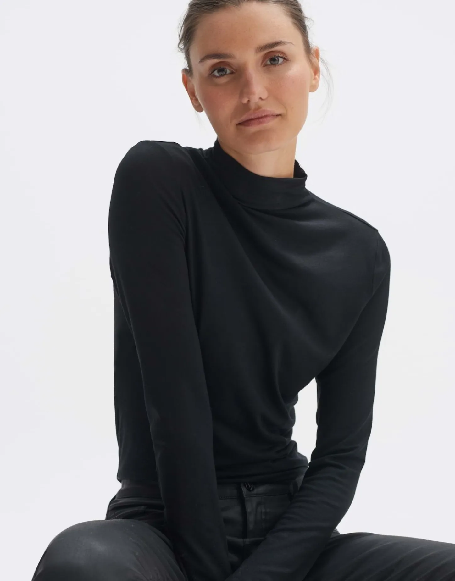 longsleeve_sayar_4-1.webp Frau someday Fashion Shirts>Longsleeve Sayar