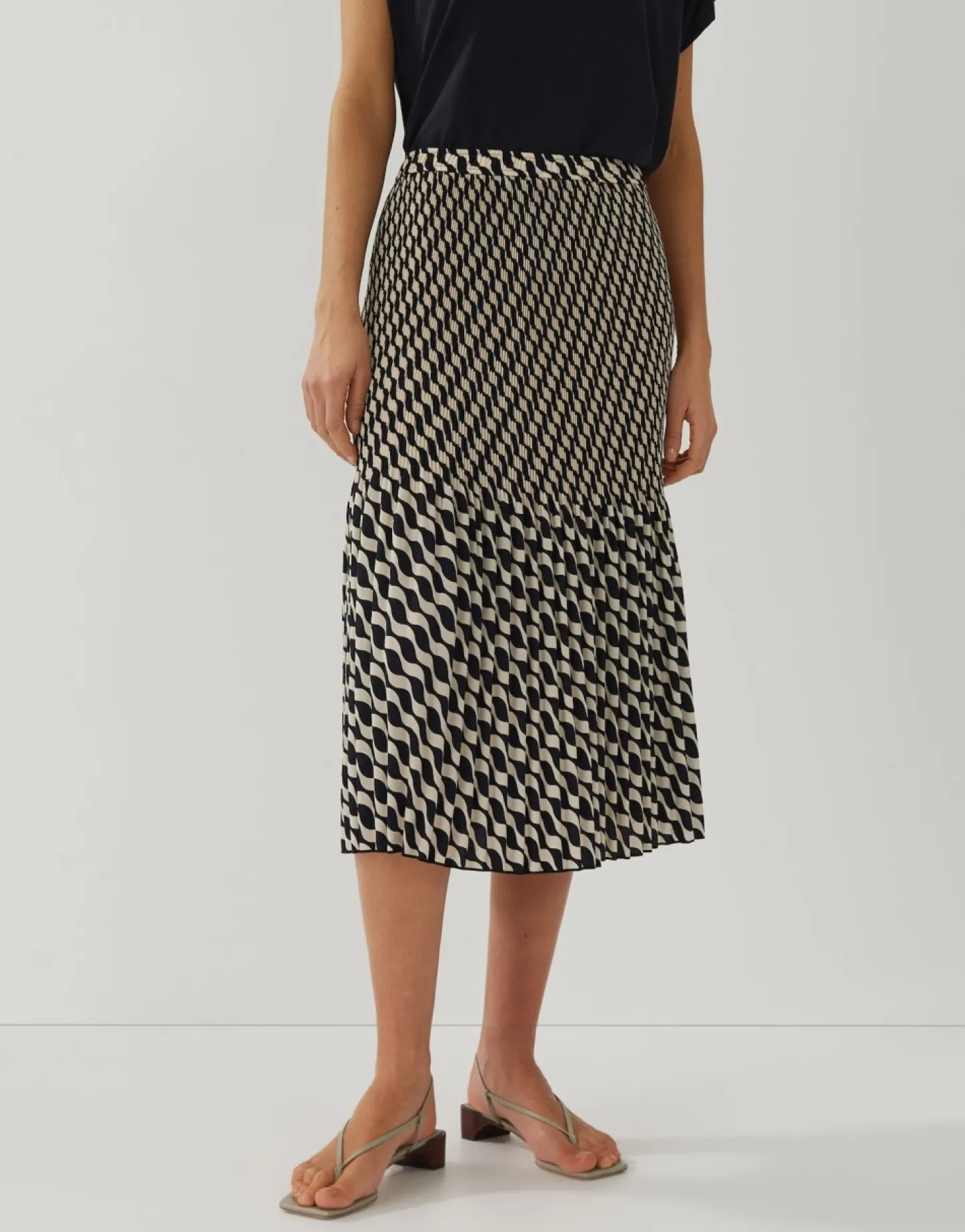 plissuerok_onora_artisan_0.webp Frau someday Fashion Jurken Rokken>Plissu00E9Rok Onora Artisan