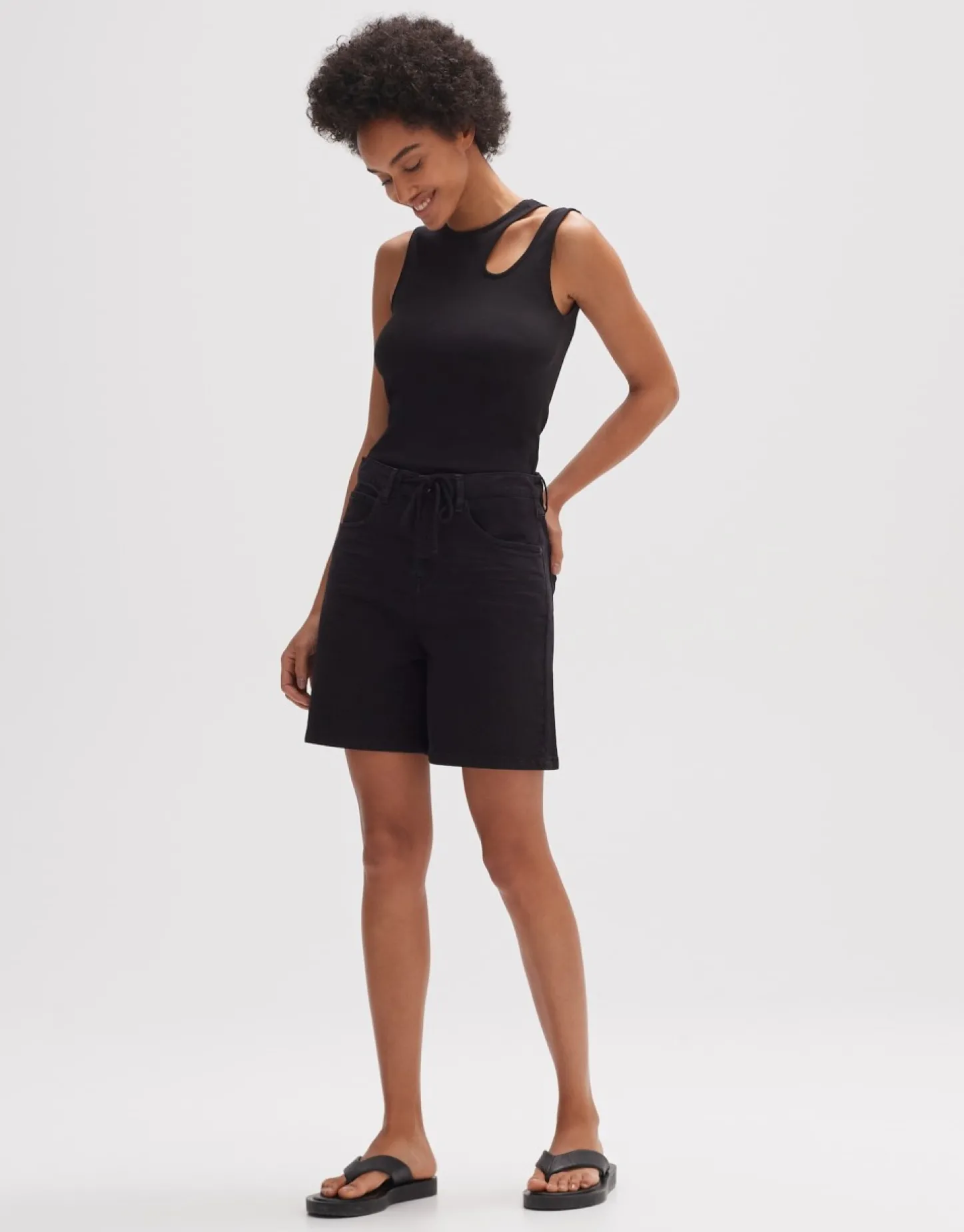 spijkershorts_louis_short_5.webp Frau someday Fashion Gebreide Items>Spijkershorts Louis Shorts