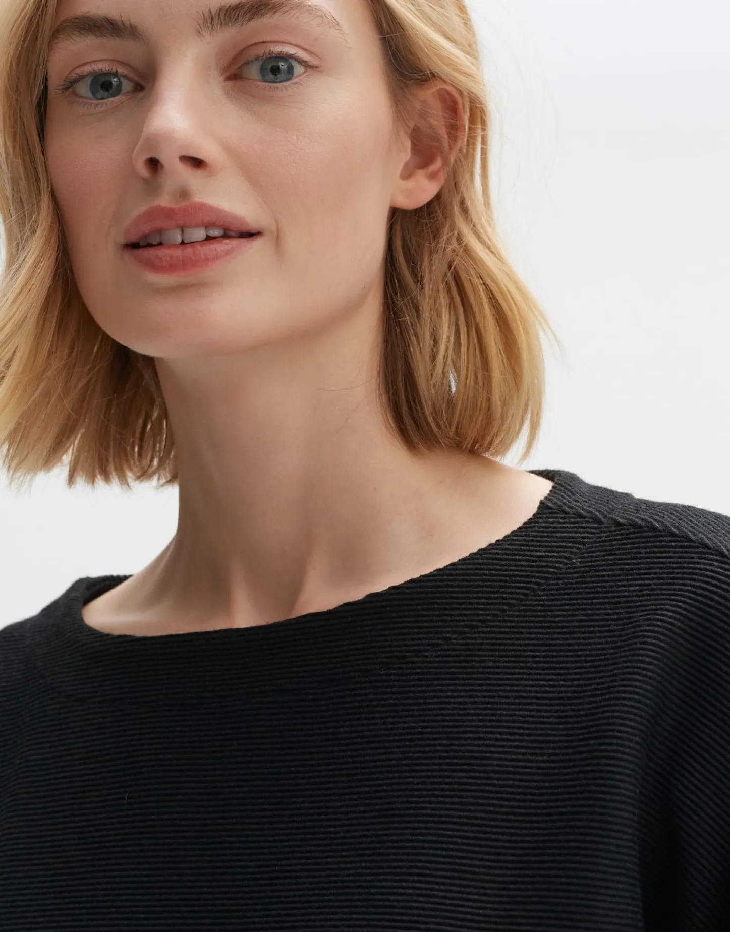 sweatshirt_ganine_3-1.webp Frau someday Fashion Sweat>Sweatshirt Ganine