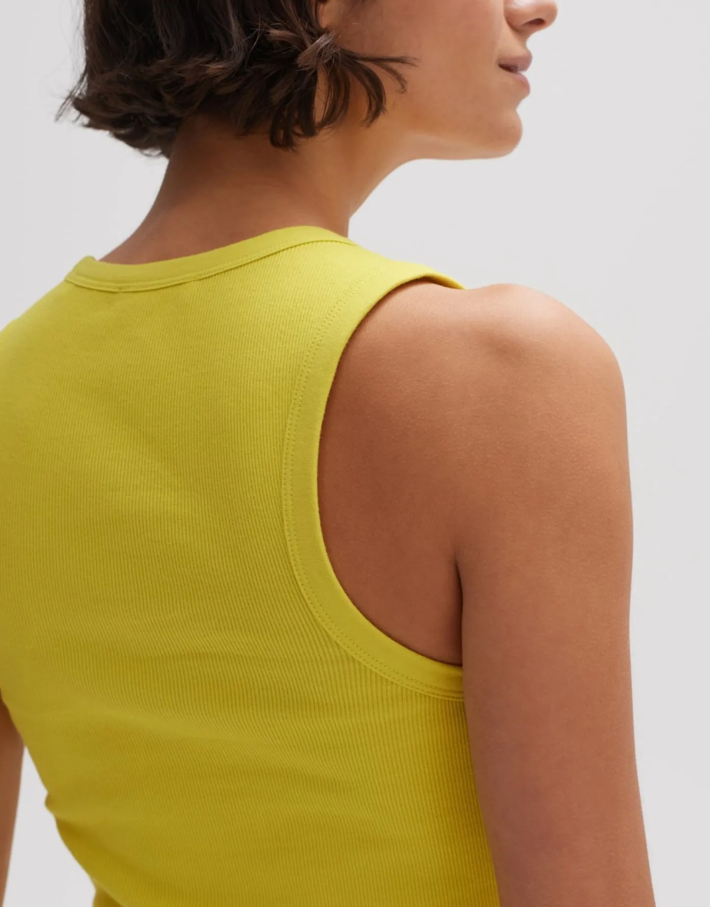 tanktop_itto_3.webp Frau someday Fashion Shirts>Tanktop Itto