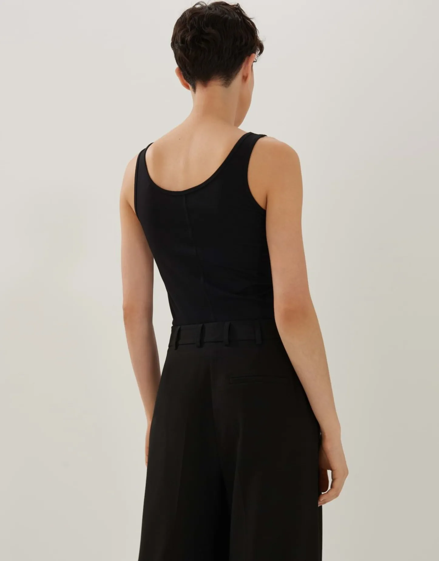 topje_kuethi_2-3.webp Frau someday Fashion Shirts>Topje Ku00E4Thi