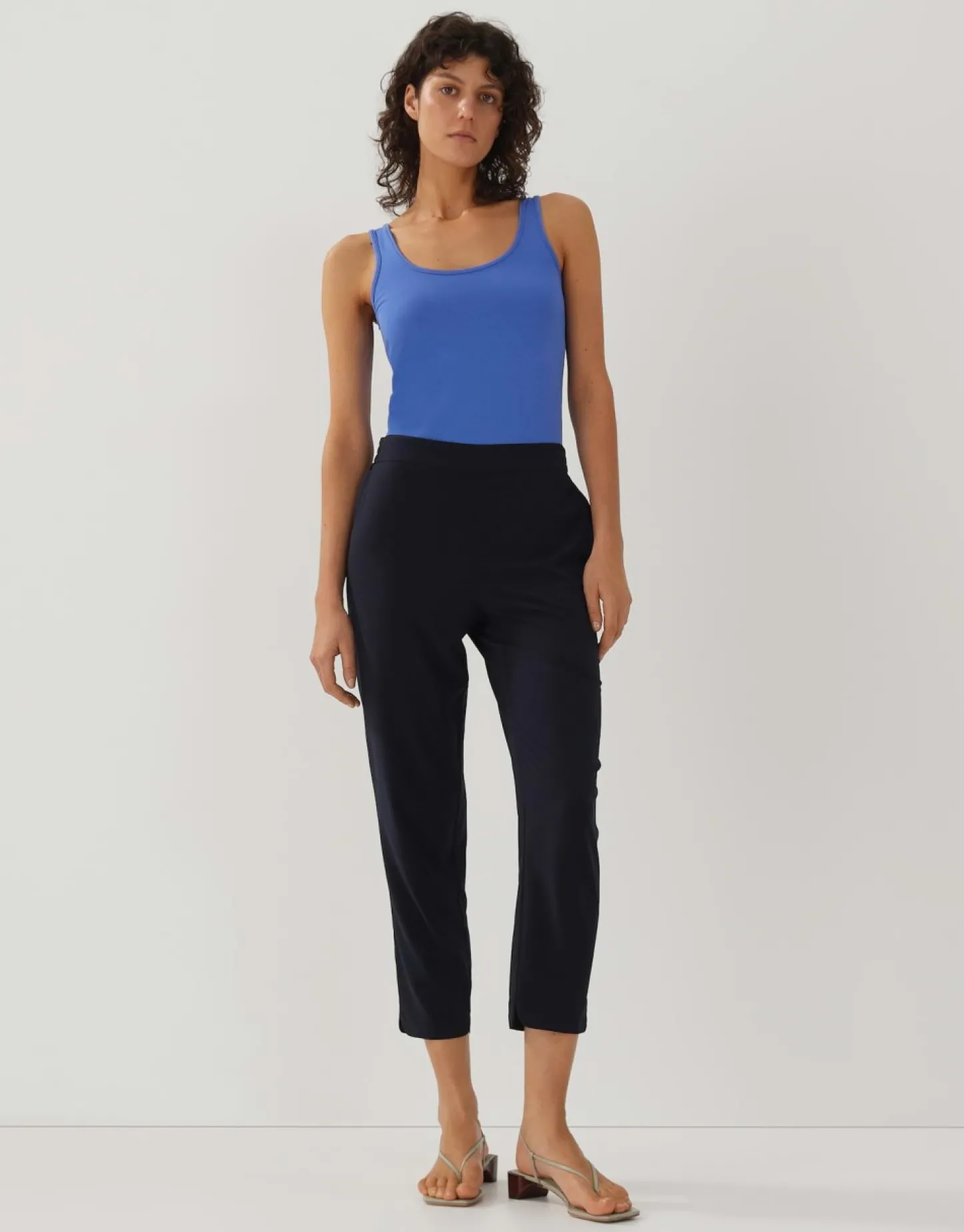 topje_kuethi_3-1.webp Frau someday Fashion Shirts>Topje Ku00E4Thi